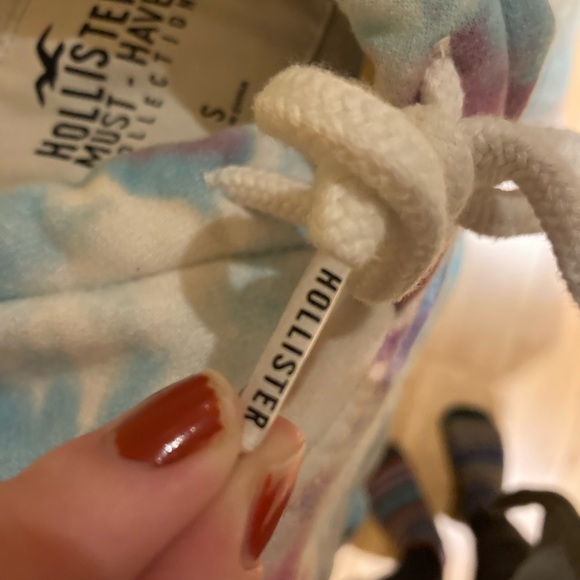 Tye Dye Hollister Hoodie, barely worn. - Picture 4 of 5
